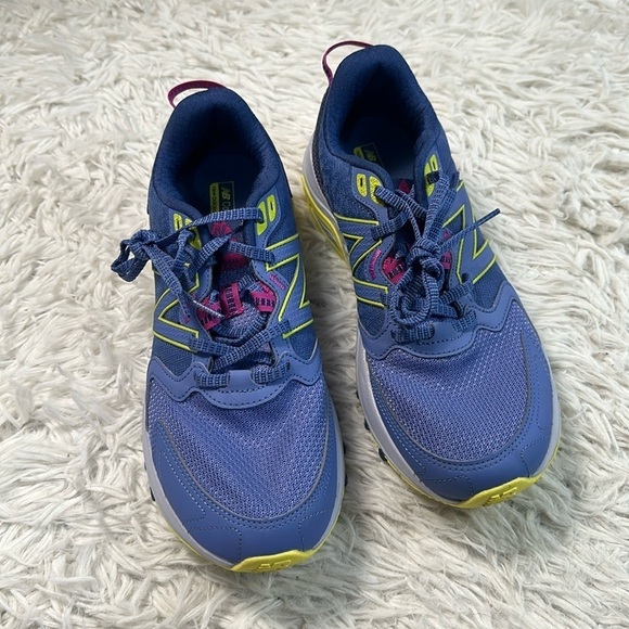 New Balance Shoes - New Balance Women's 410 V7 Trail Running Shoe